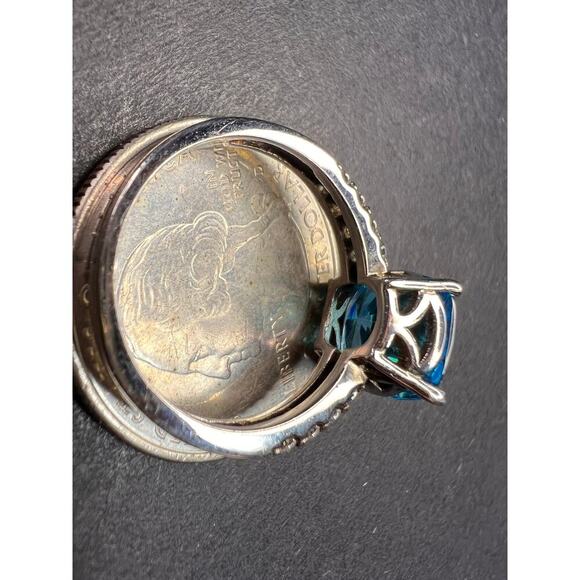 Aqua blue CZ sterling silver ring size 8 - Picture 14 of 16